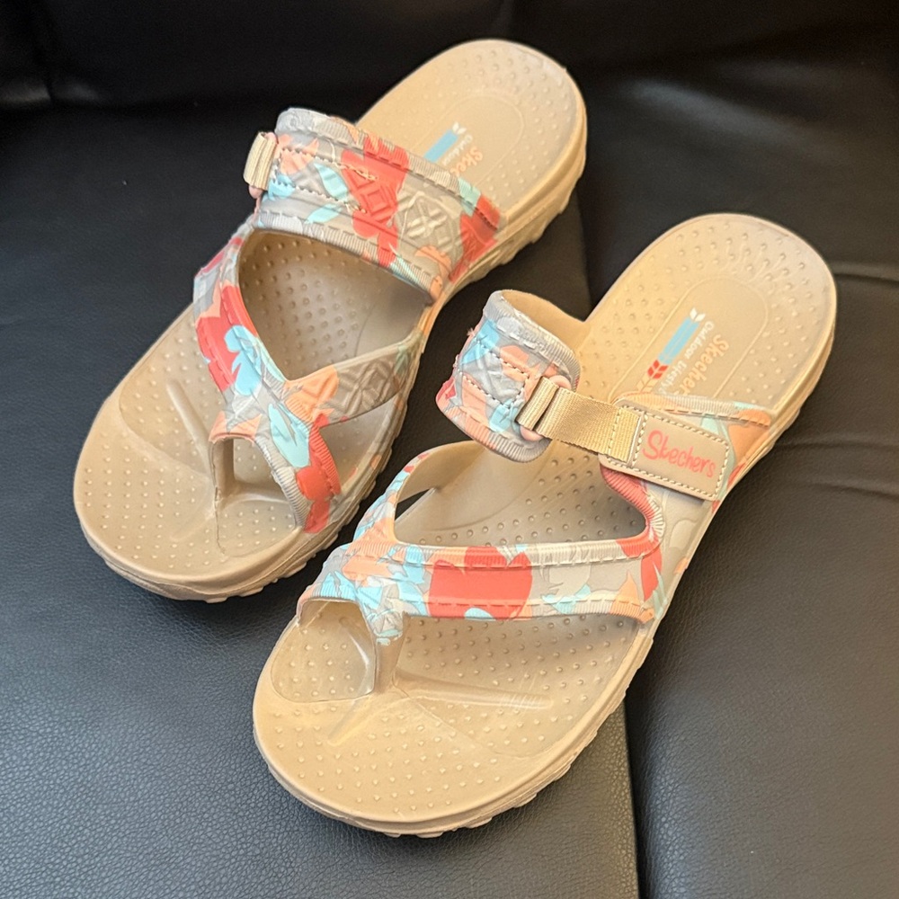 Skechers Multicolor Foamies sandals- sz 10
